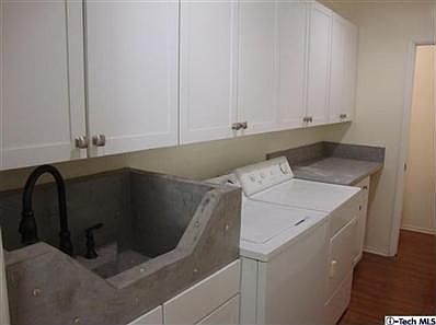 5th image of 9907 Aura Ave