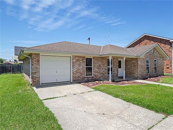 2nd image of 3420 Riverland Dr