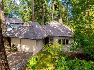 589 Ridgeway Rd, Lake Oswego, OR 97034
