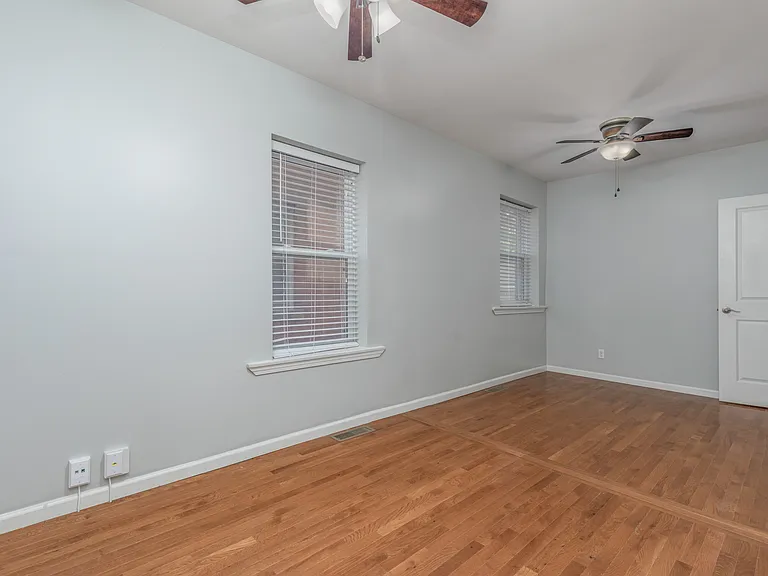 6044 Washington Blvd #1E — Photo 11