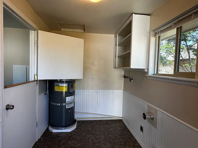 1120 F St — Photo 20