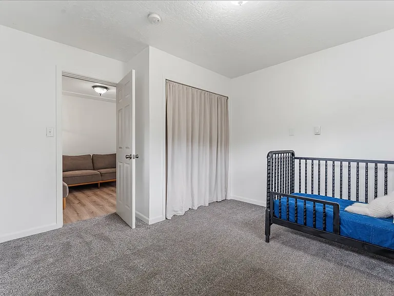 114 Cherry St NW — Photo 22
