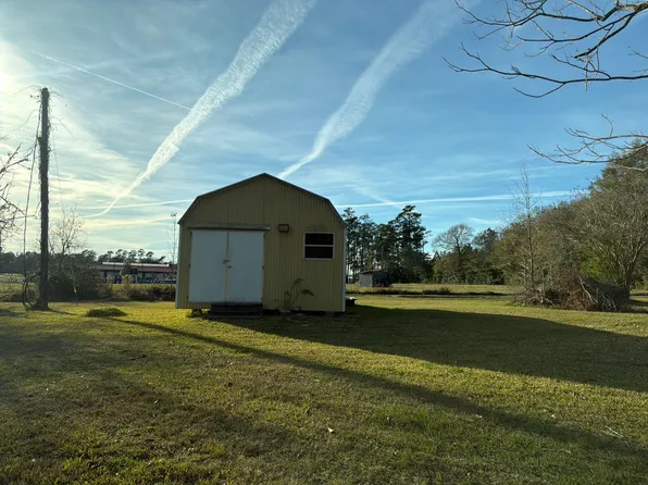 730 Hargraves St, Kountze, TX 77625