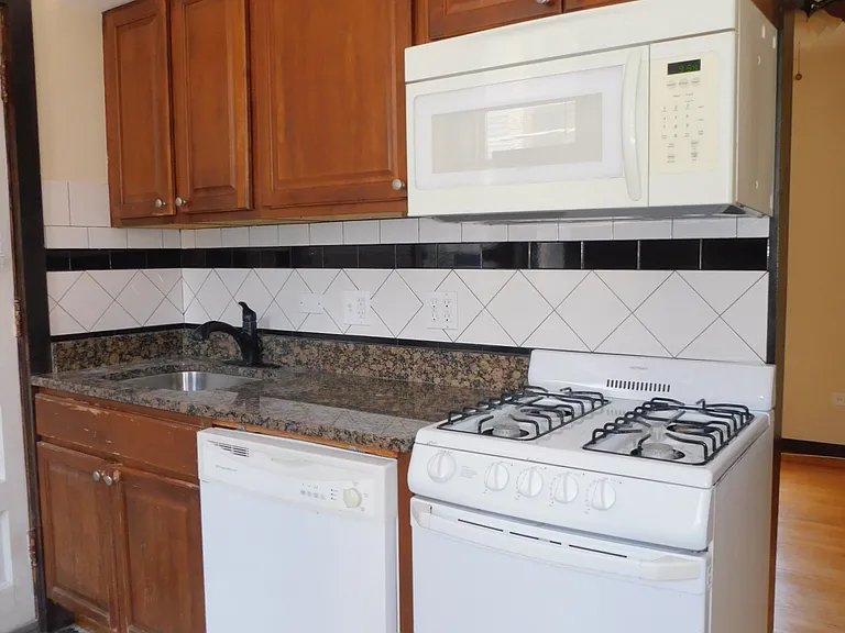 1108 W Columbia Ave #18 — Photo 9