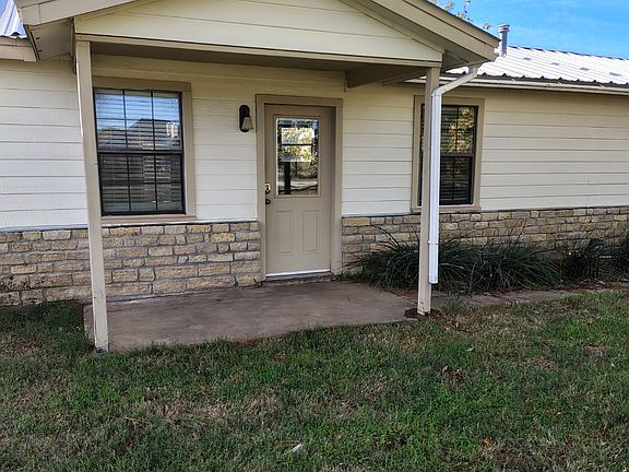 2nd image of 1264 Harmony Cir