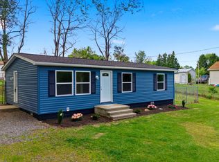 4 Cayman Ct, Martinsburg, WV 25404