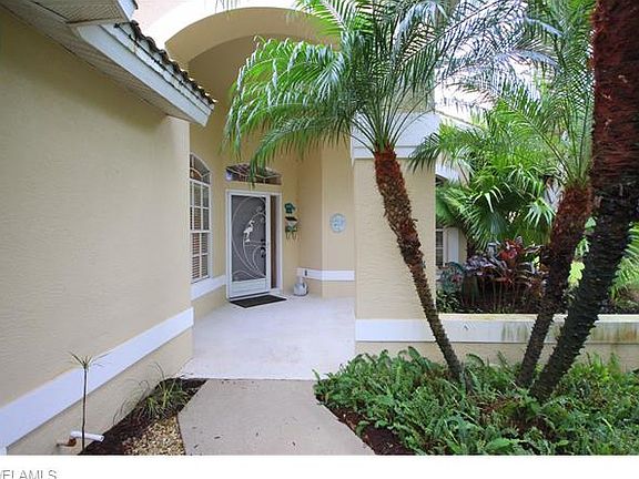 3rd image of 26418 Clarkston Dr