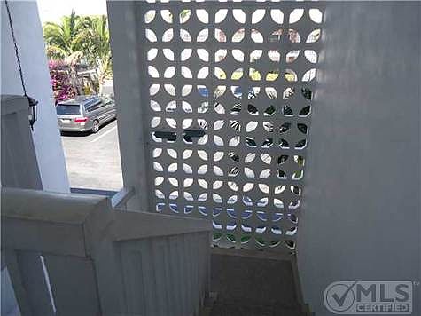 4th image of 4501 S Ocean Blvd APT F4