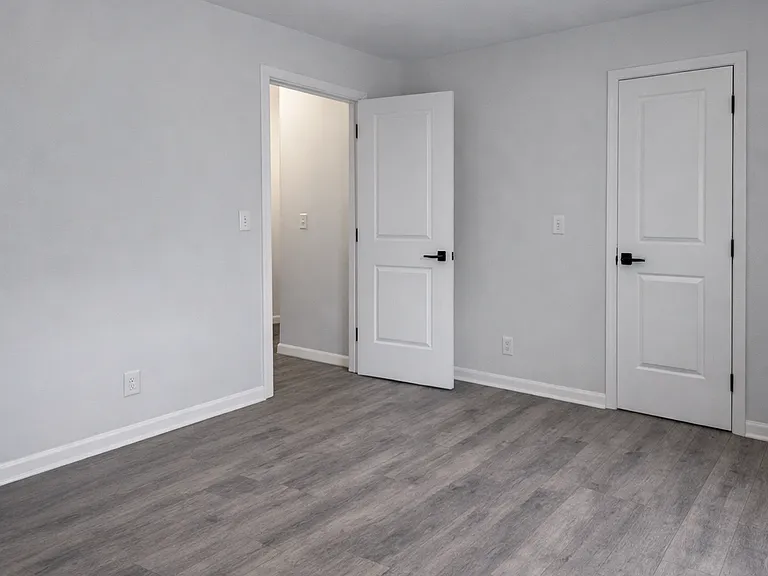 Fisher St Apartments — Photo 52