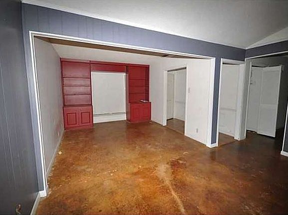 4th image of 4423 Tamarack St
