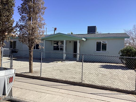 2nd image of 1004 Atwood Dr