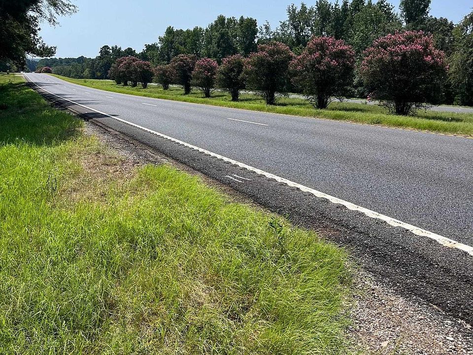 2nd image of Highway 69 S