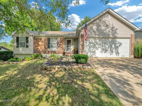 23 Mike Alan Dr, Washington, MO 63090