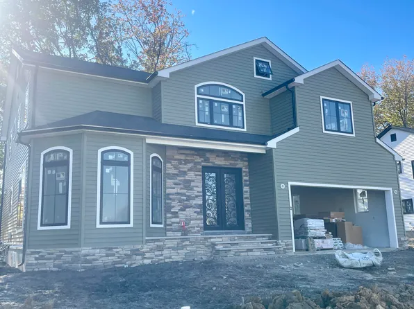 2 Rolling Hill Court, Hazlet, NJ 07730