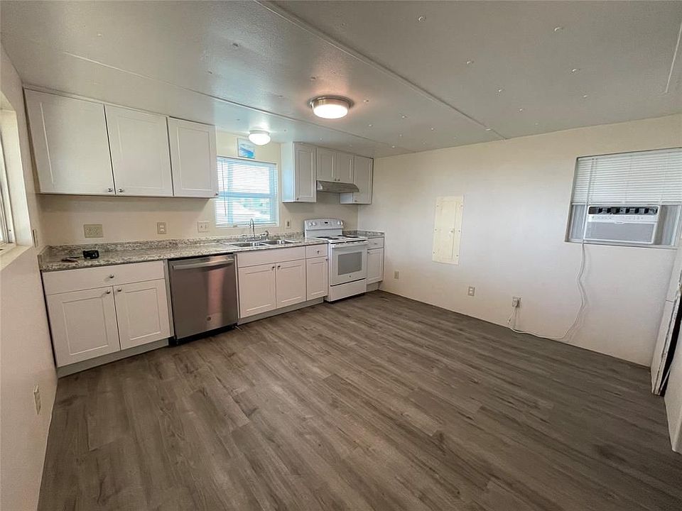 1st image of 110 20th St #A