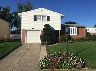 2109 Lott Ave, Philadelphia, PA