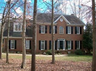 5300 Shoreline Ct, Holly Springs, NC 27540