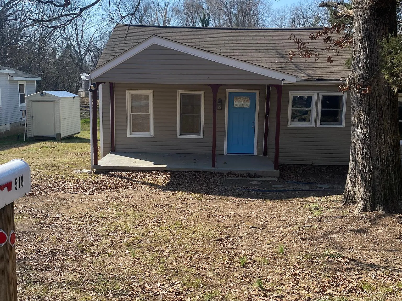 3 bed, 1056 sqft, $1,669 — Photo 2
