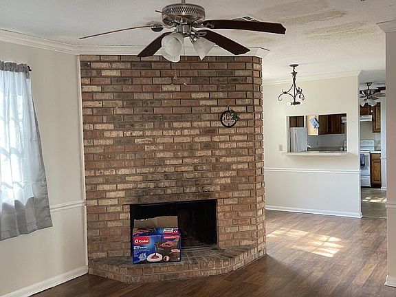 5th image of 323 Deckbar Ave APT 202