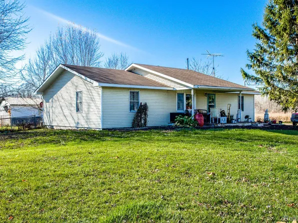 16205 Burt Rd, Allenton, MI 48002