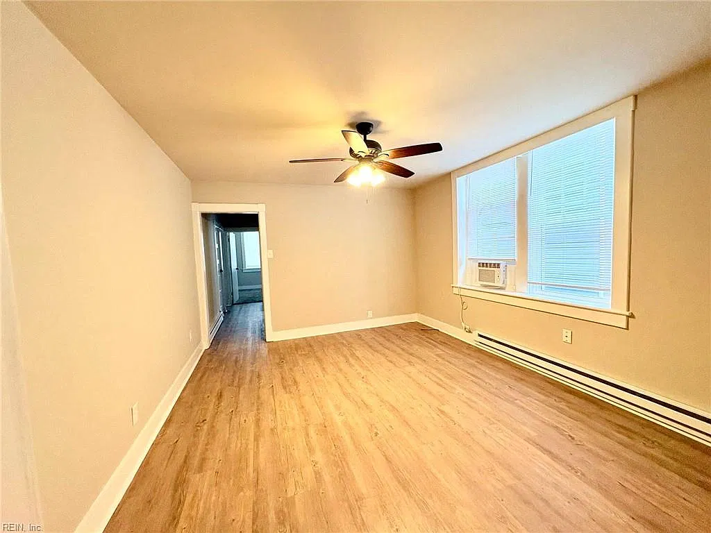 150 Florida AVE — Photo 4