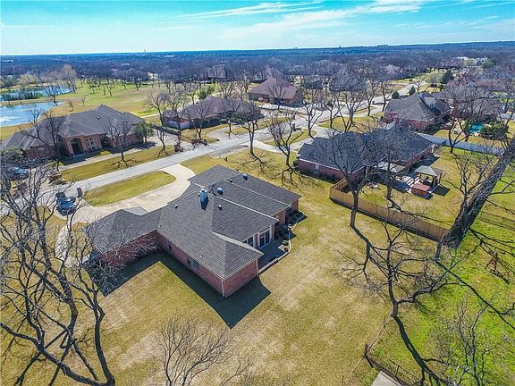 3rd image of 5608 Flagstick Dr