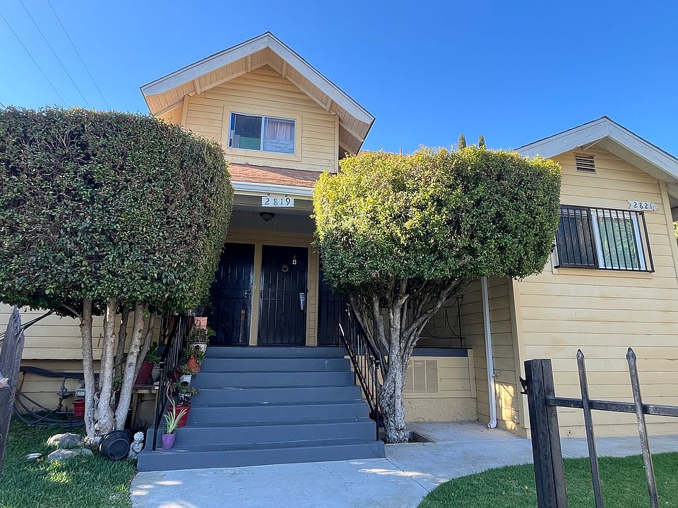 1st image of 2819 Altura St Unit 1/2