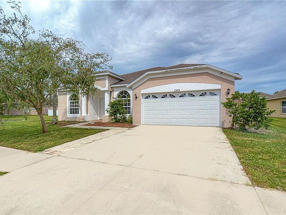 2nd image of 22629 Laureldale Dr