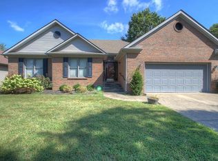 976 Deer Crossing Way, Lexington, KY 40509
