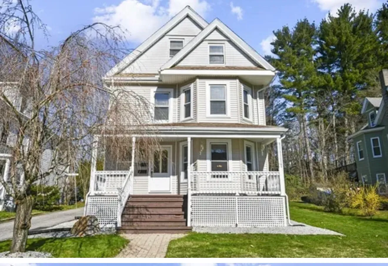 2 bed, $2,075 — Photo 1