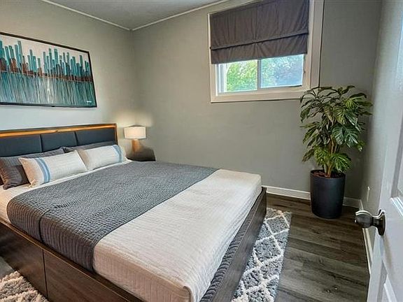 2nd image of 1415 Bruce Ave #1415