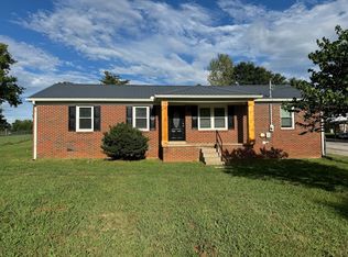 204 Red Bud Ln, Unionville, TN 37180