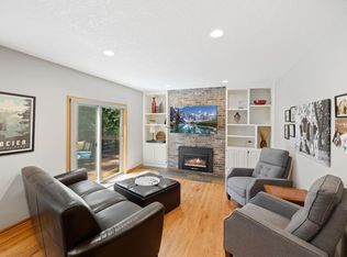 467 Glenmar Ave, Mahtomedi, MN 55115