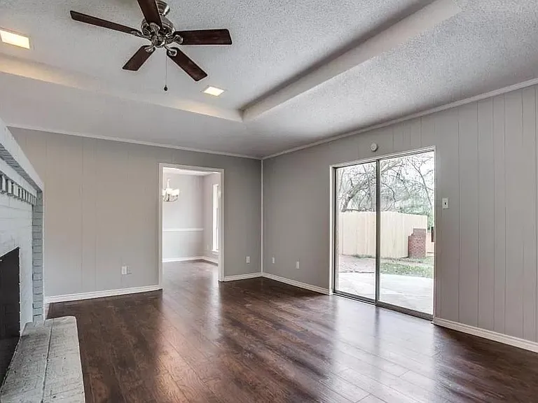 726 Cottonwood Cir — Photo 30