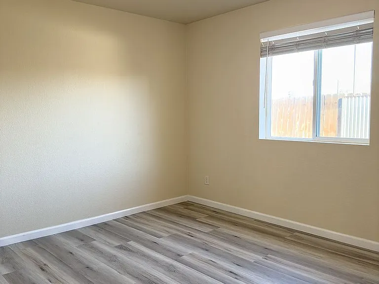 3033 W Custer Pl — Photo 11