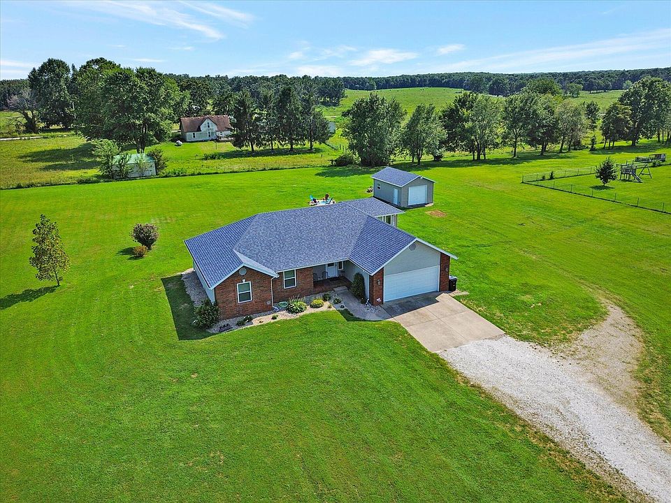 1st image of 155 Four Cedars Lane