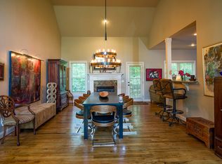 2101 6th St NW, Hickory, NC 28601