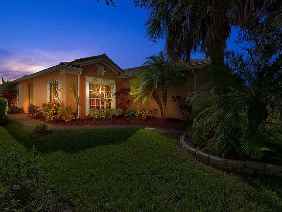 4th image of 9765 SW Eastbrook Cir