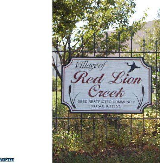 1st image of 216 W Red Lion Dr