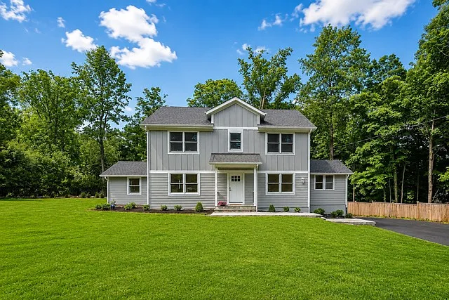 133 Jelliff Mill Rd