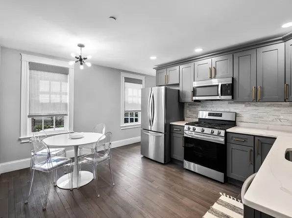 65 Federal St #3, Salem, MA 01970