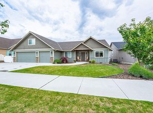 1813 Troon Ave, Wenatchee, WA 98801