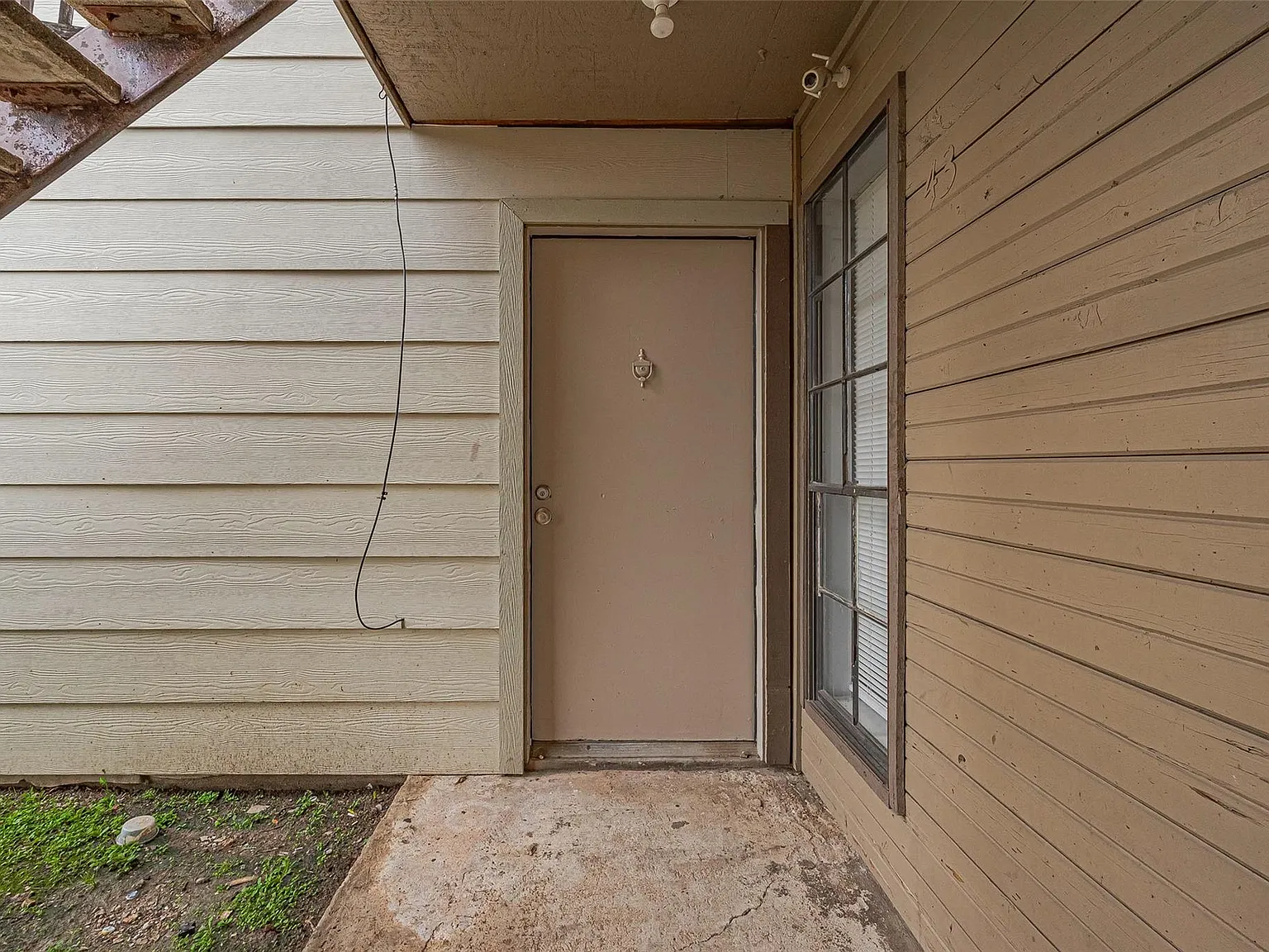 1 bed, 1.0 bath, 802 sqft, $900 — Photo 3