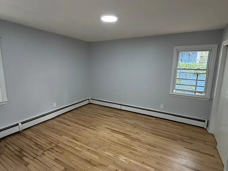 1617 Oliver St #2 — Photo 4