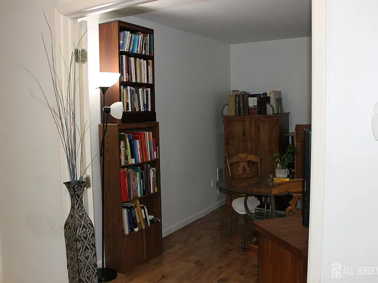 39 Independence Ct — Photo 21