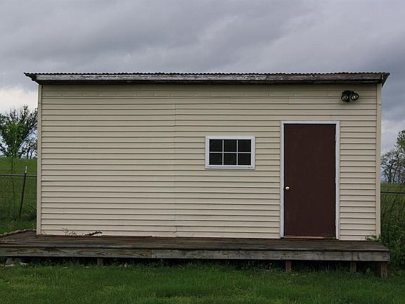 5th image of 125 Blake Dr