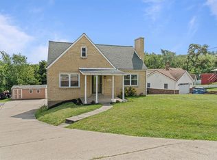 2003 Ewings Mill Rd, Coraopolis, PA 15108