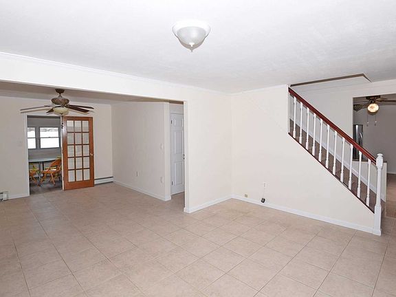 5th image of 27 Bellows Ln