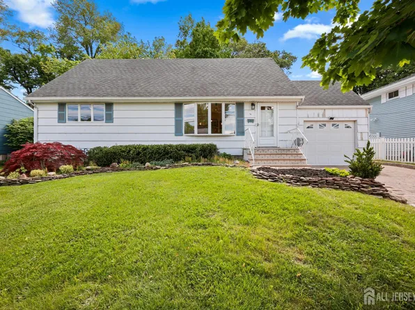 16 Venus Rd, South Amboy, NJ 08879