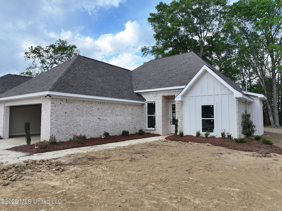1st image of 196 Lake Harbor Rd